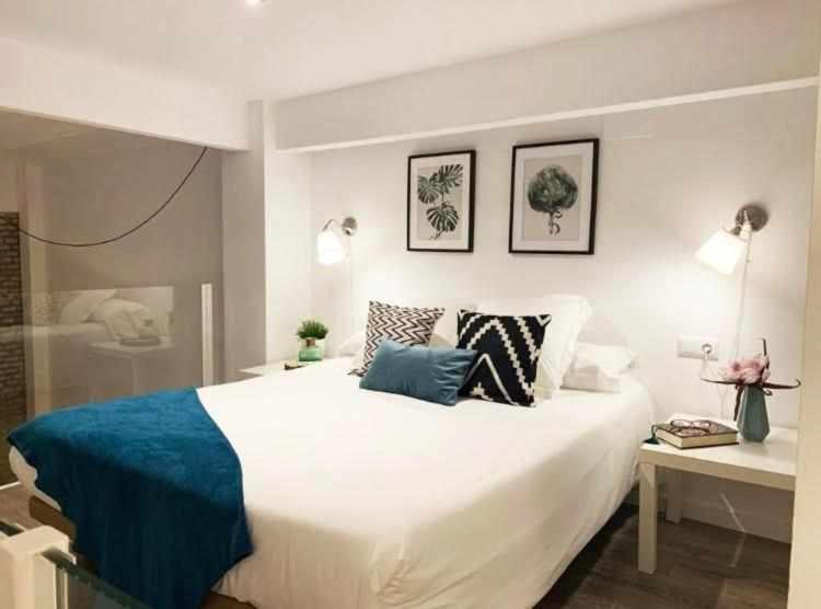 Isg Apartments Lovely Duplex إشبيلية الغرفة الصورة